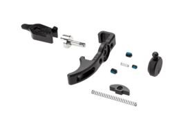 EXTENDED CHARGING HANDLE WITH SELECTOR SWITCH FOR AAP01 BLAC